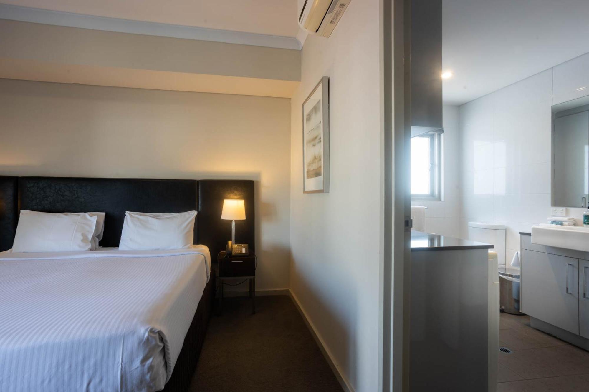 Baileys Serviced Apartments Perth Extérieur photo