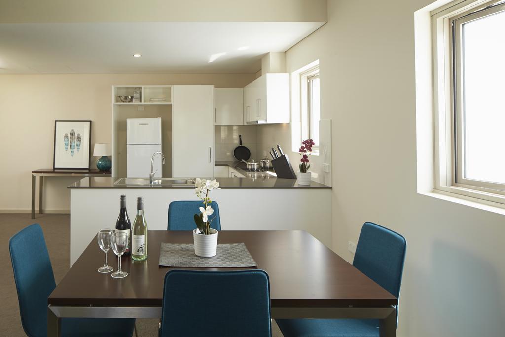 Baileys Serviced Apartments Perth Extérieur photo