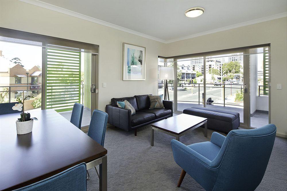 Baileys Serviced Apartments Perth Extérieur photo