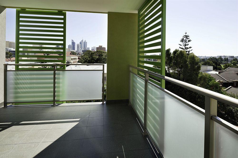 Baileys Serviced Apartments Perth Extérieur photo